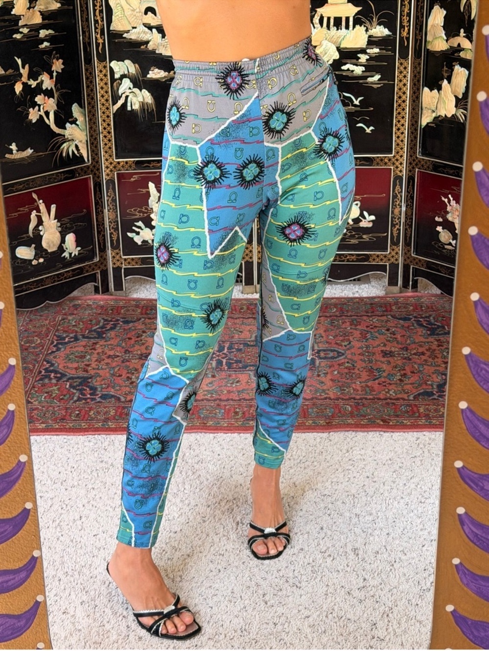 80s European lucky charm leggings
